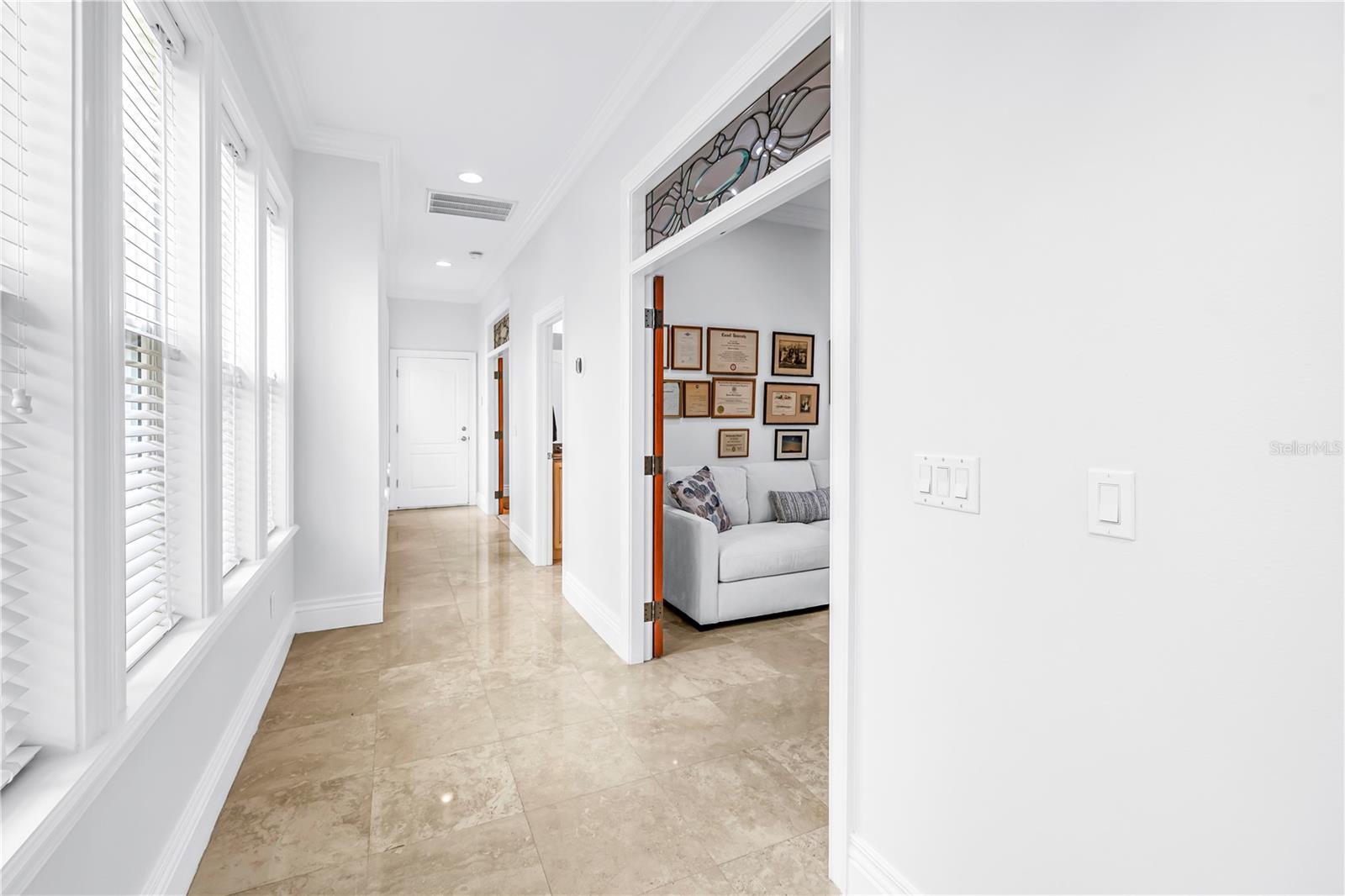 Image 4 of 100 For 1133 Abbeys Way