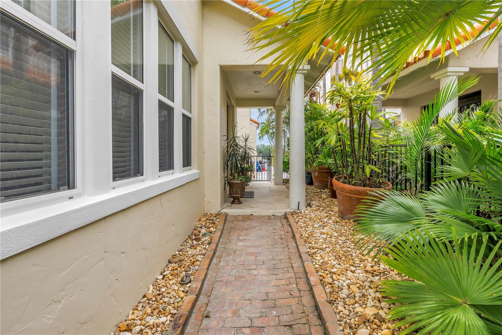 Image 87 of 100 For 1133 Abbeys Way