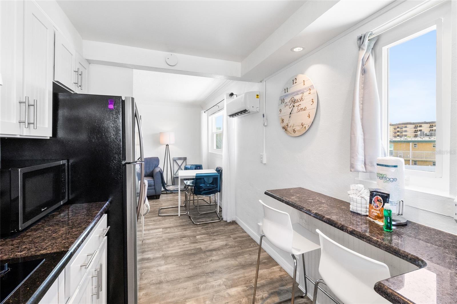 Image 15 of 38 For 11730 Gulf Boulevard 44