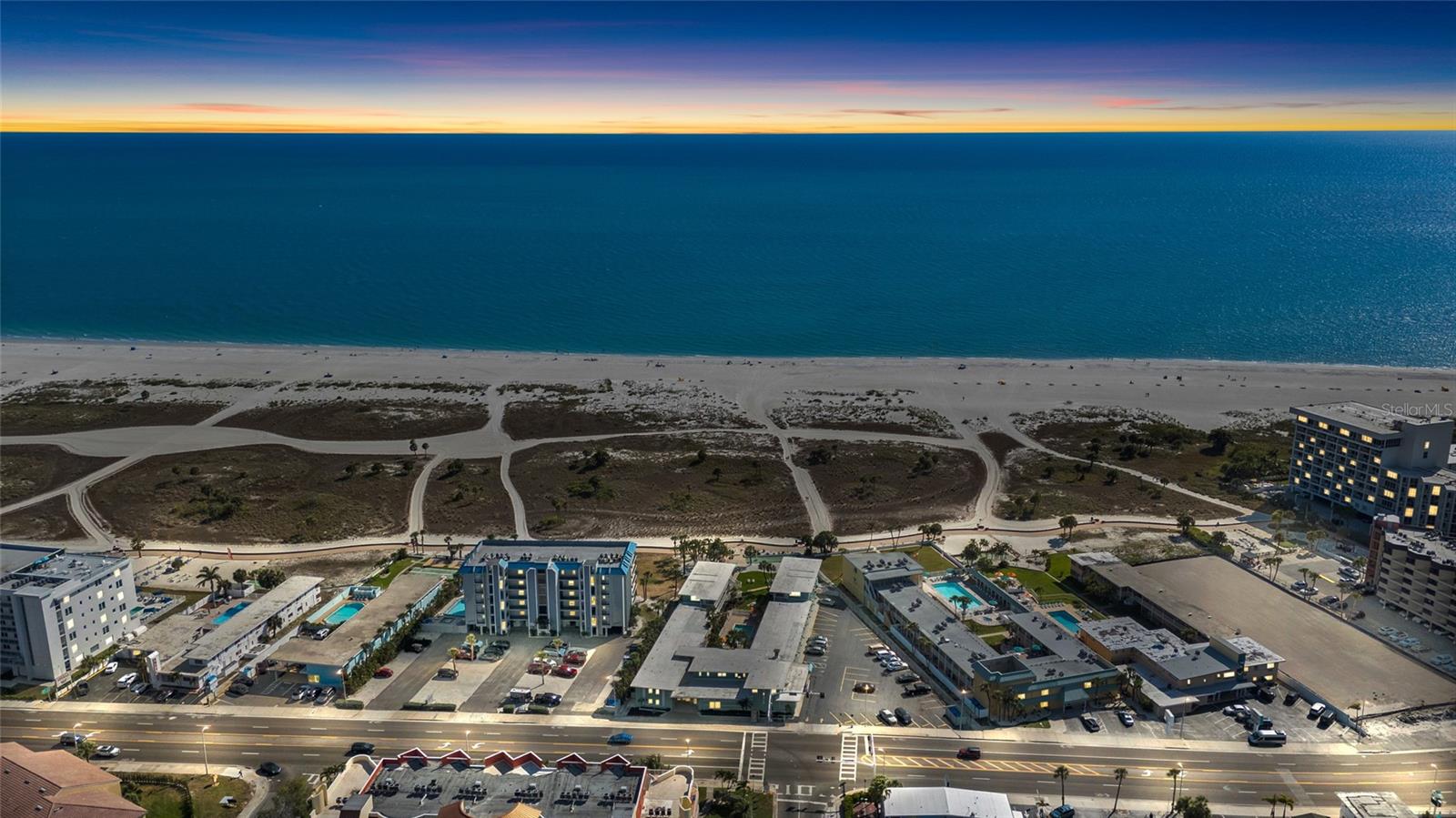 Image 38 of 38 For 11730 Gulf Boulevard 44