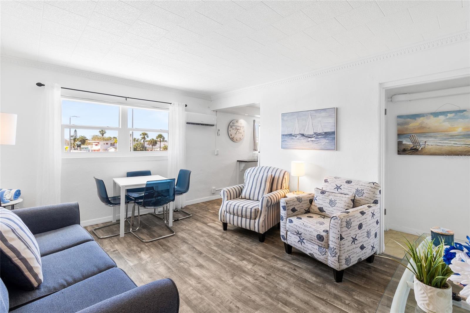 Image 8 of 38 For 11730 Gulf Boulevard 44