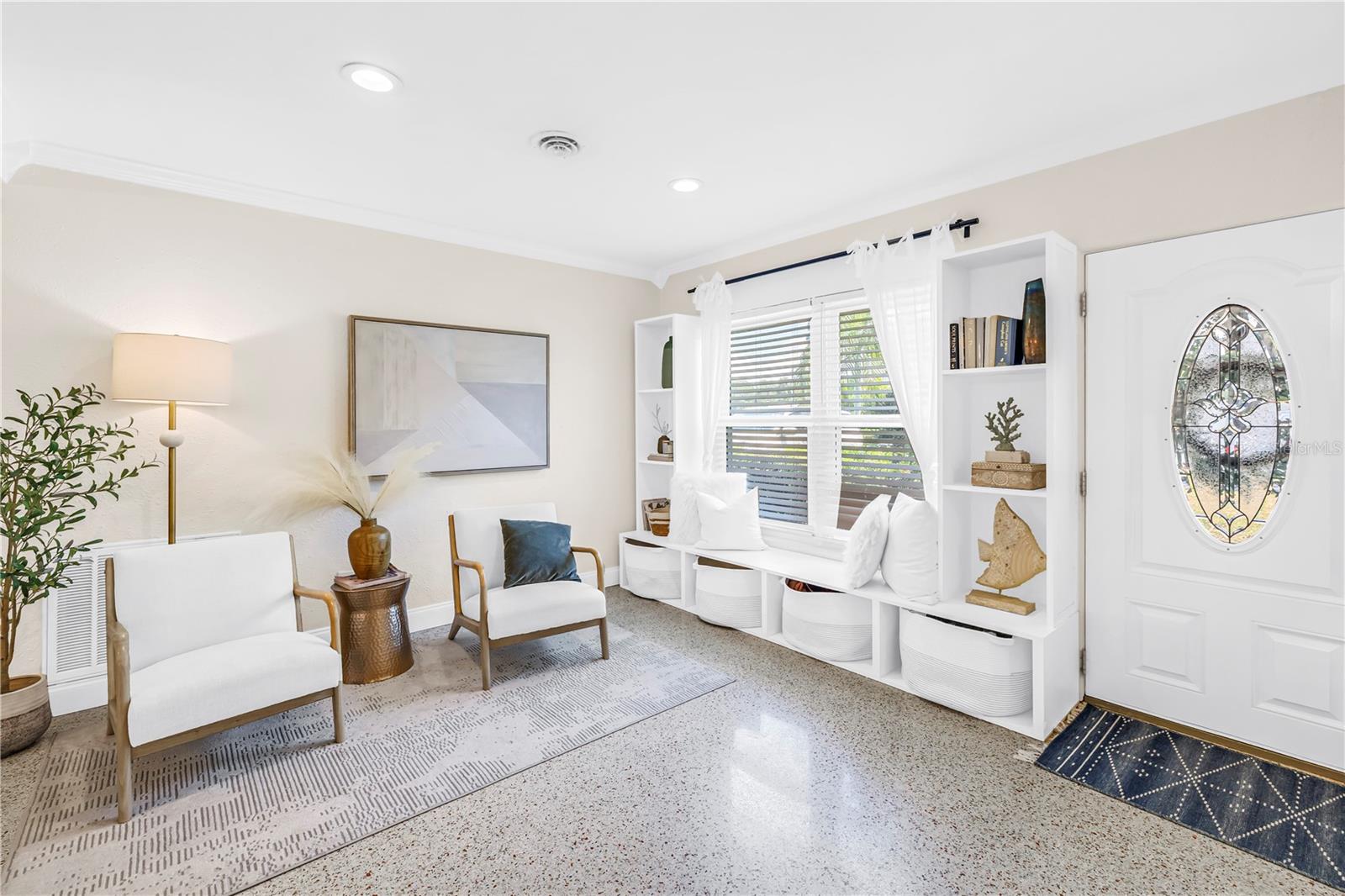 Image 10 of 92 For 4039 Alberca Way S