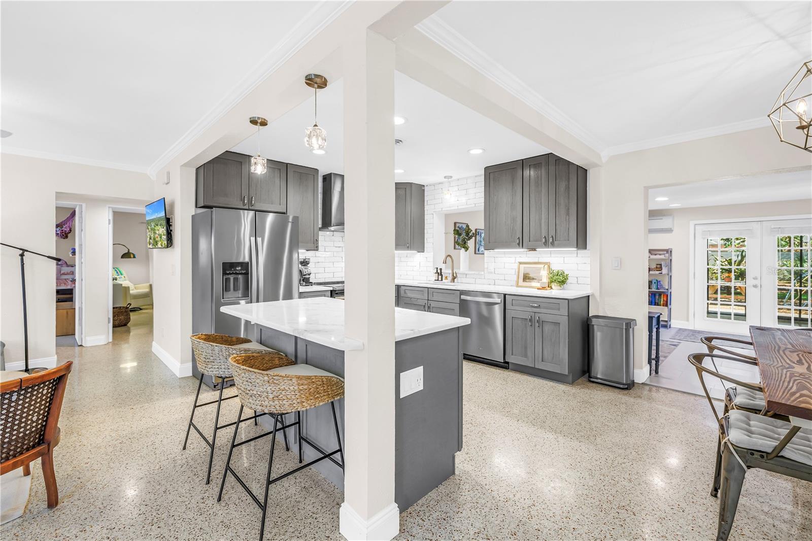 Image 23 of 92 For 4039 Alberca Way S