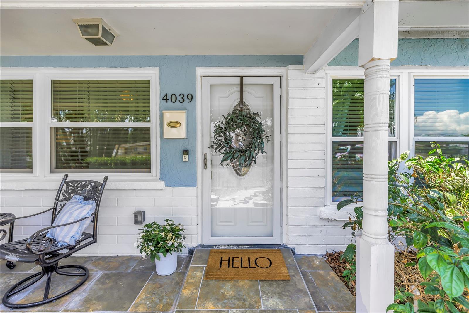 Image 4 of 92 For 4039 Alberca Way S