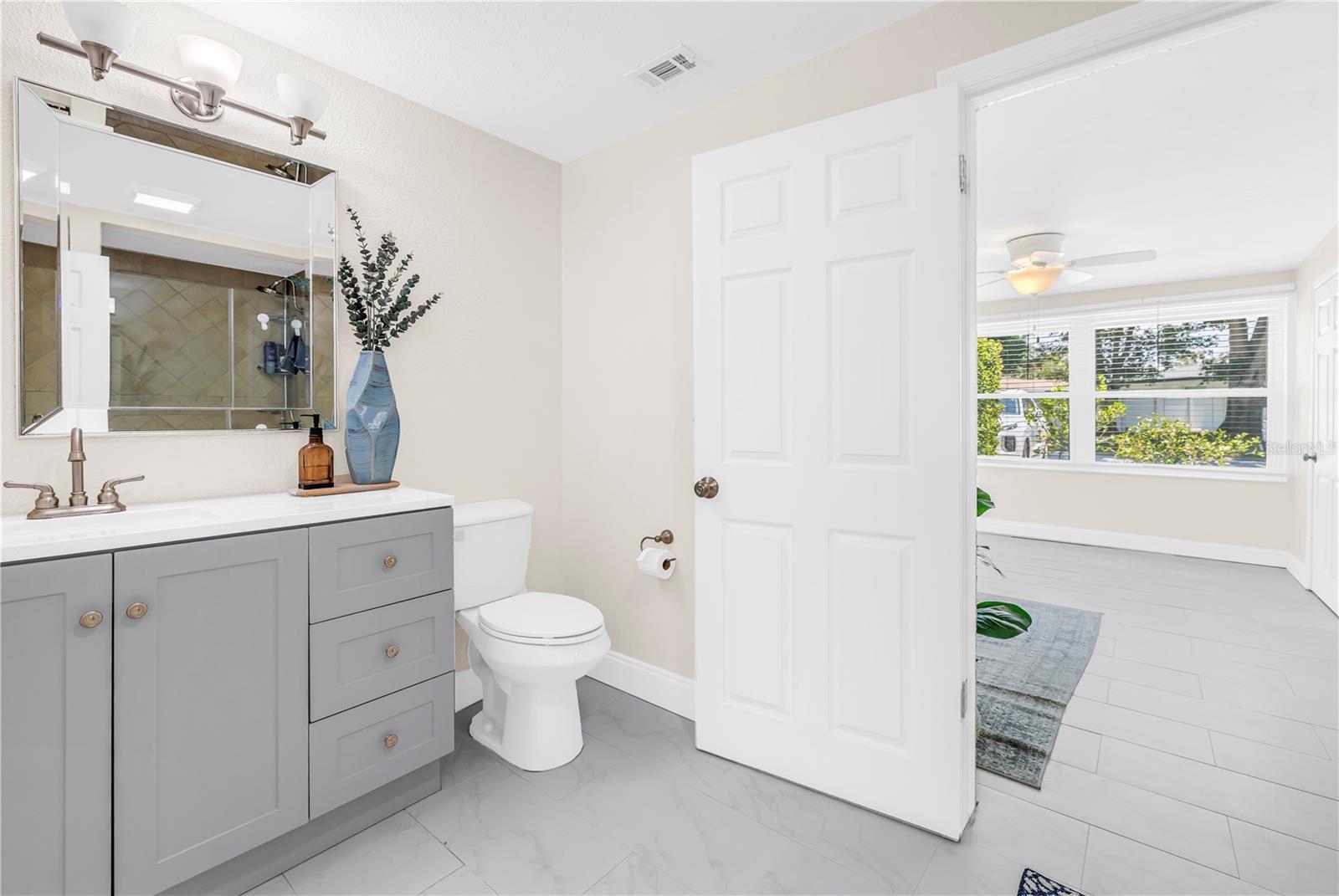 Image 48 of 92 For 4039 Alberca Way S