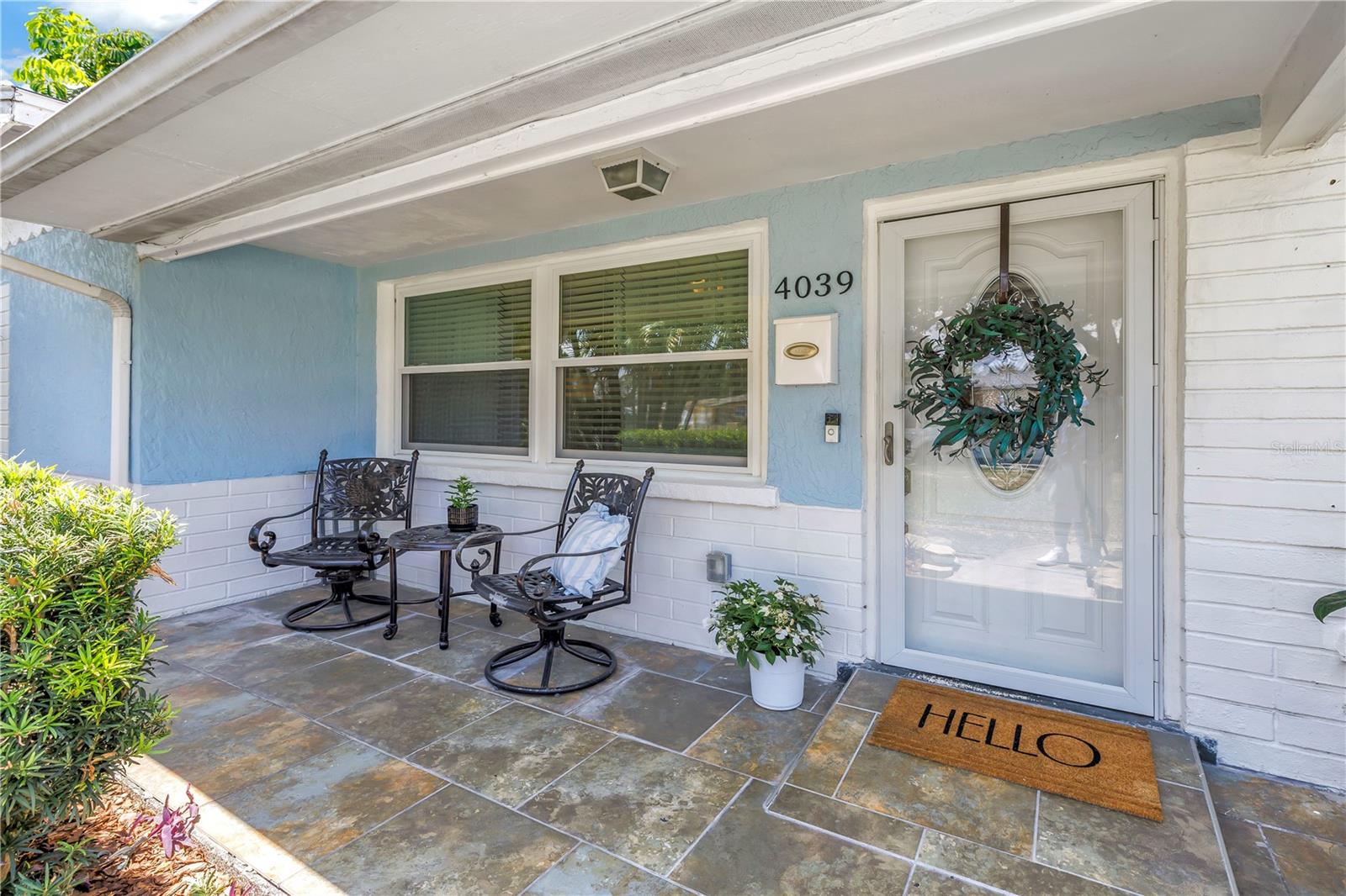 Image 5 of 92 For 4039 Alberca Way S