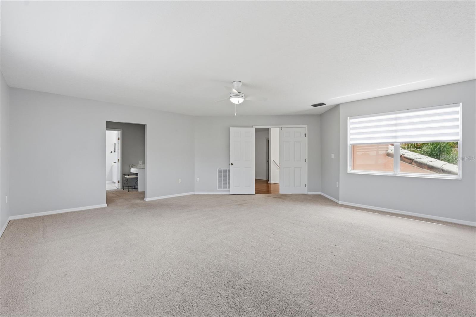 Listing photo id 27 for 10621 Hatteras Drive