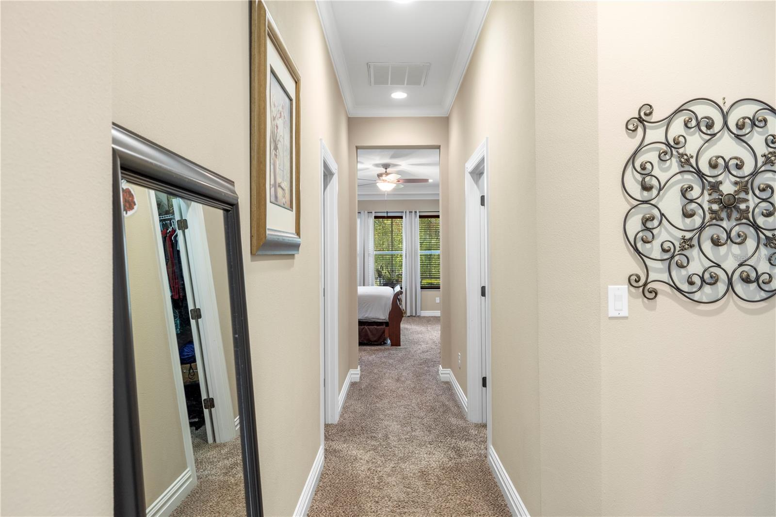 Listing photo id 46 for 16726 Courtyard Loop