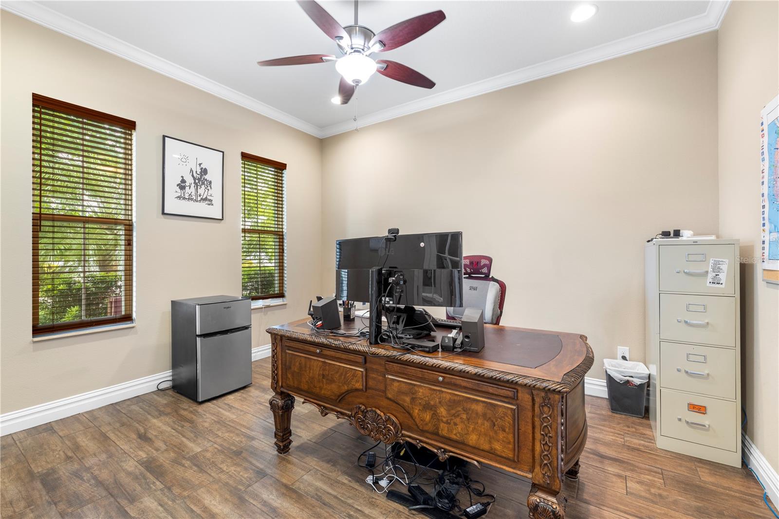 Listing photo id 51 for 16726 Courtyard Loop