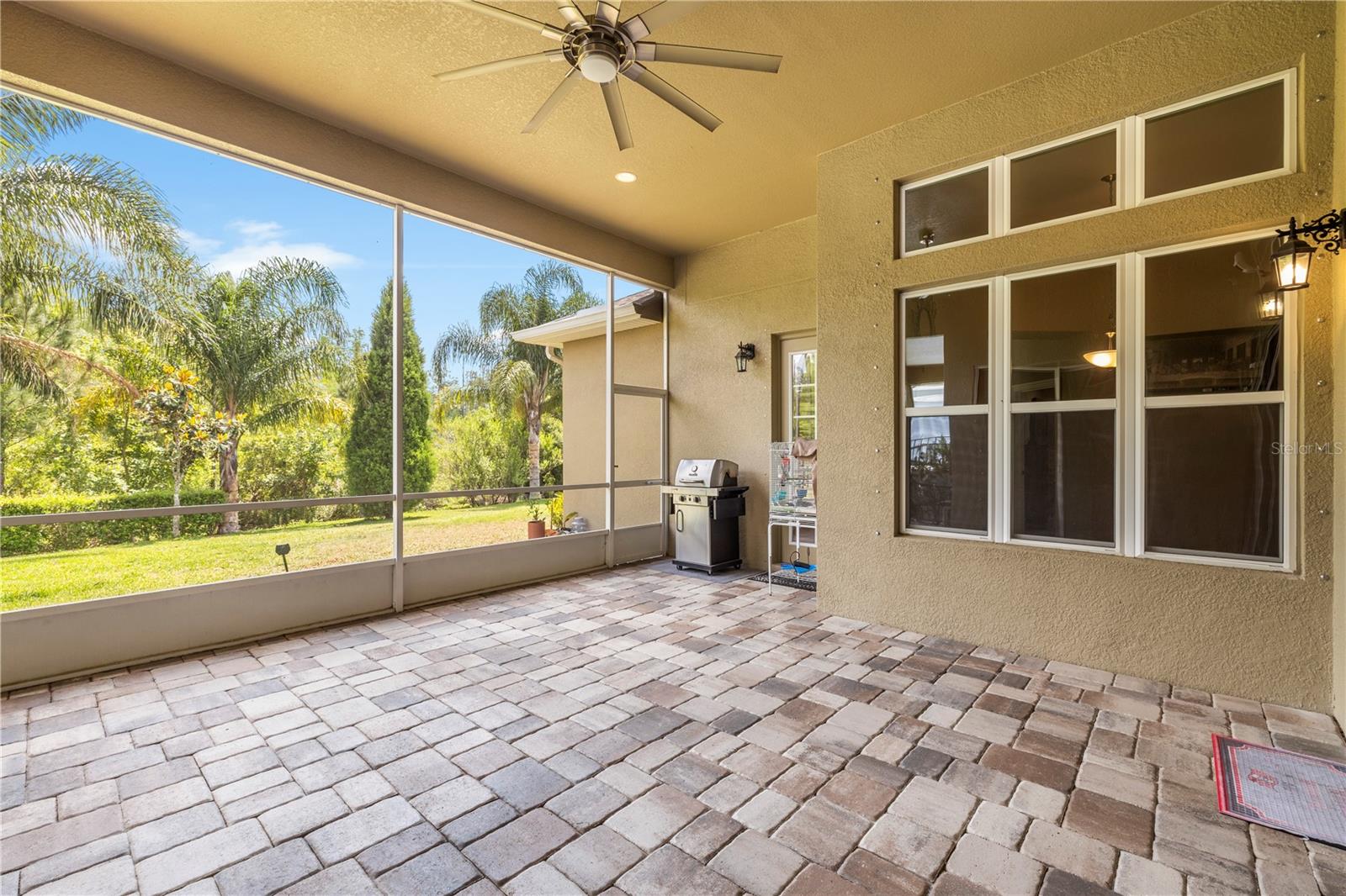Listing photo id 54 for 16726 Courtyard Loop
