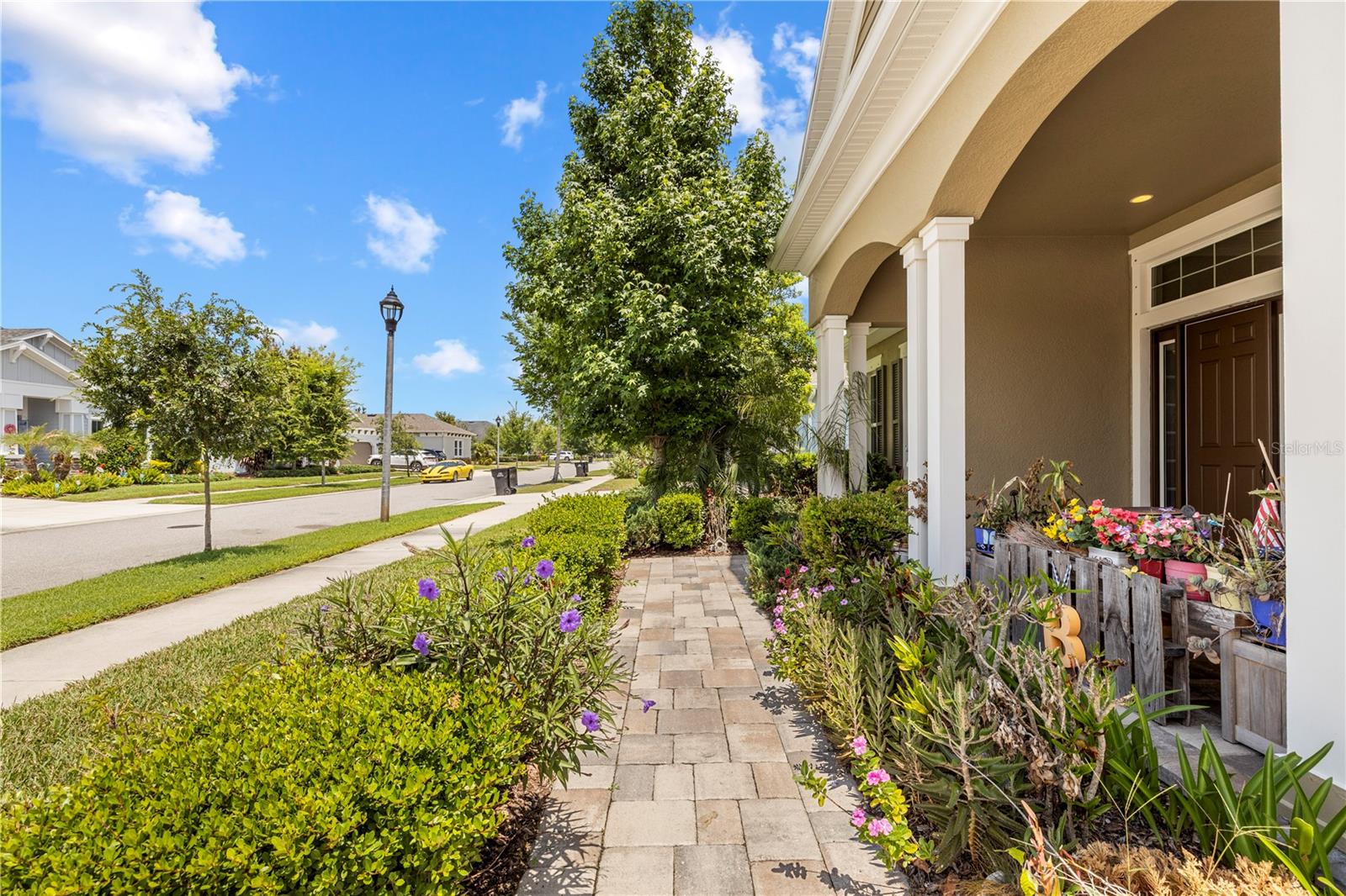 Listing photo id 65 for 16726 Courtyard Loop