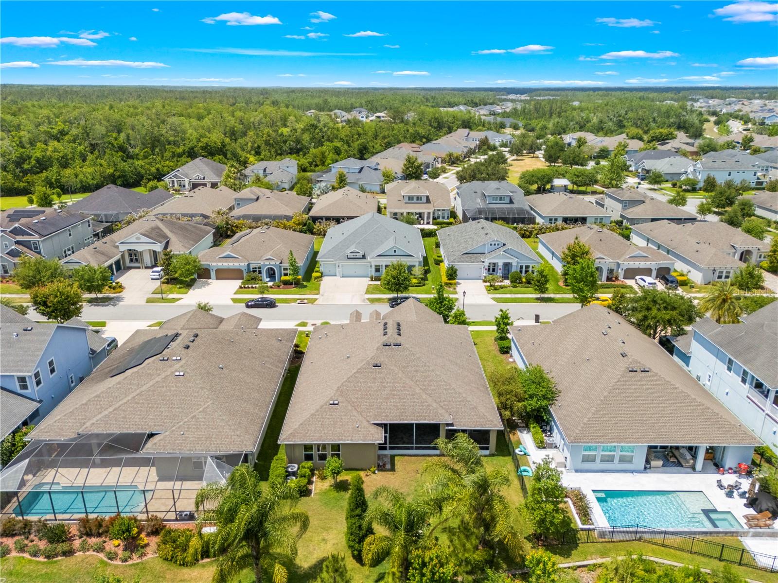 Listing photo id 75 for 16726 Courtyard Loop
