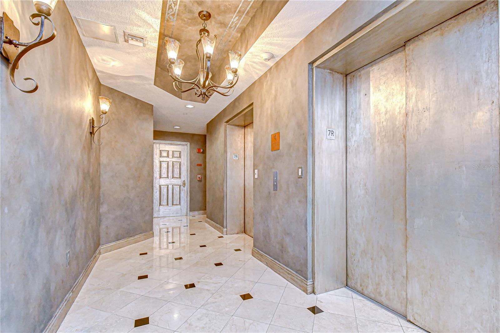 Image 10 of 85 For 555 5th Avenue Ne 711