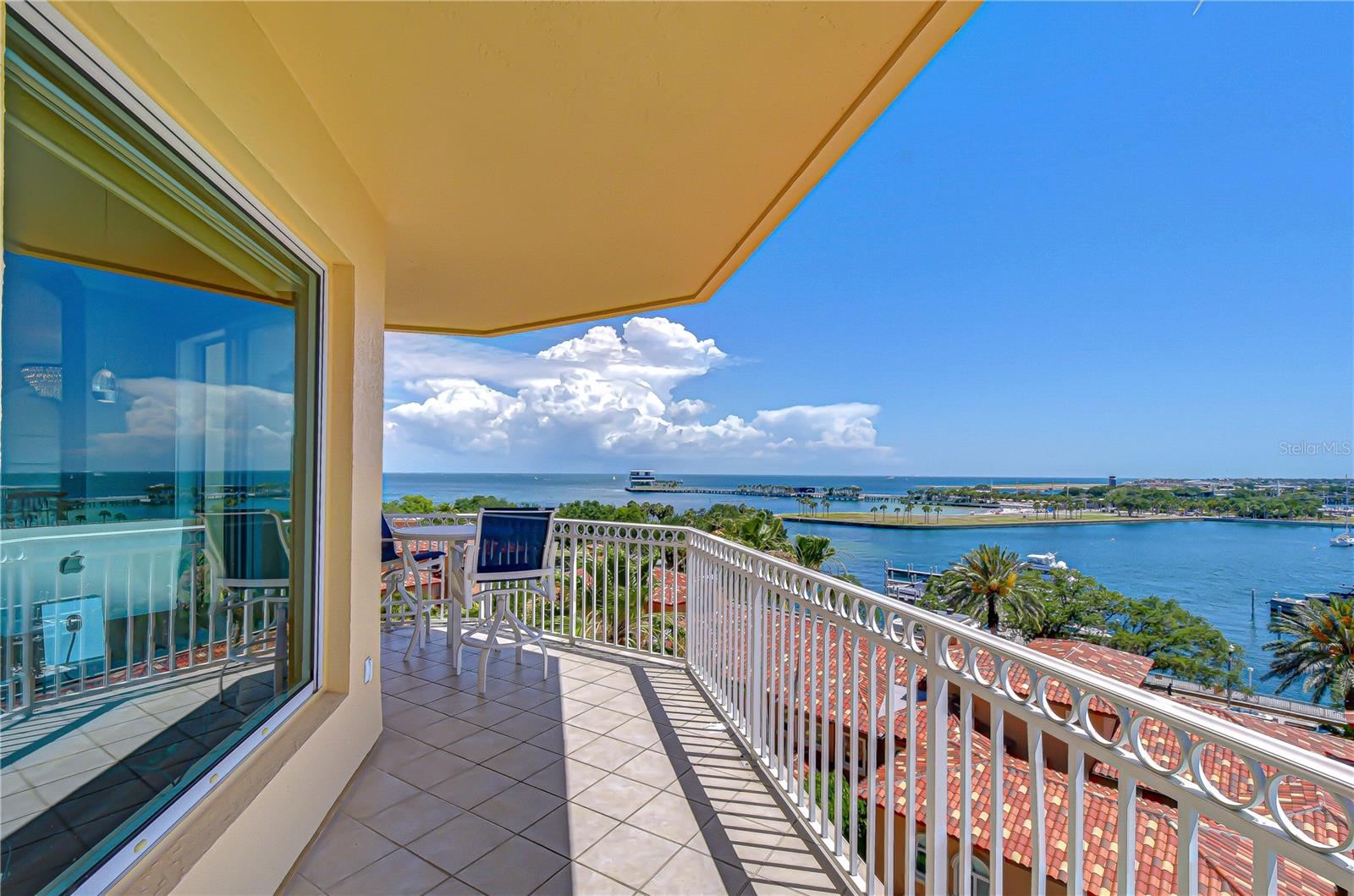 Image 46 of 85 For 555 5th Avenue Ne 711
