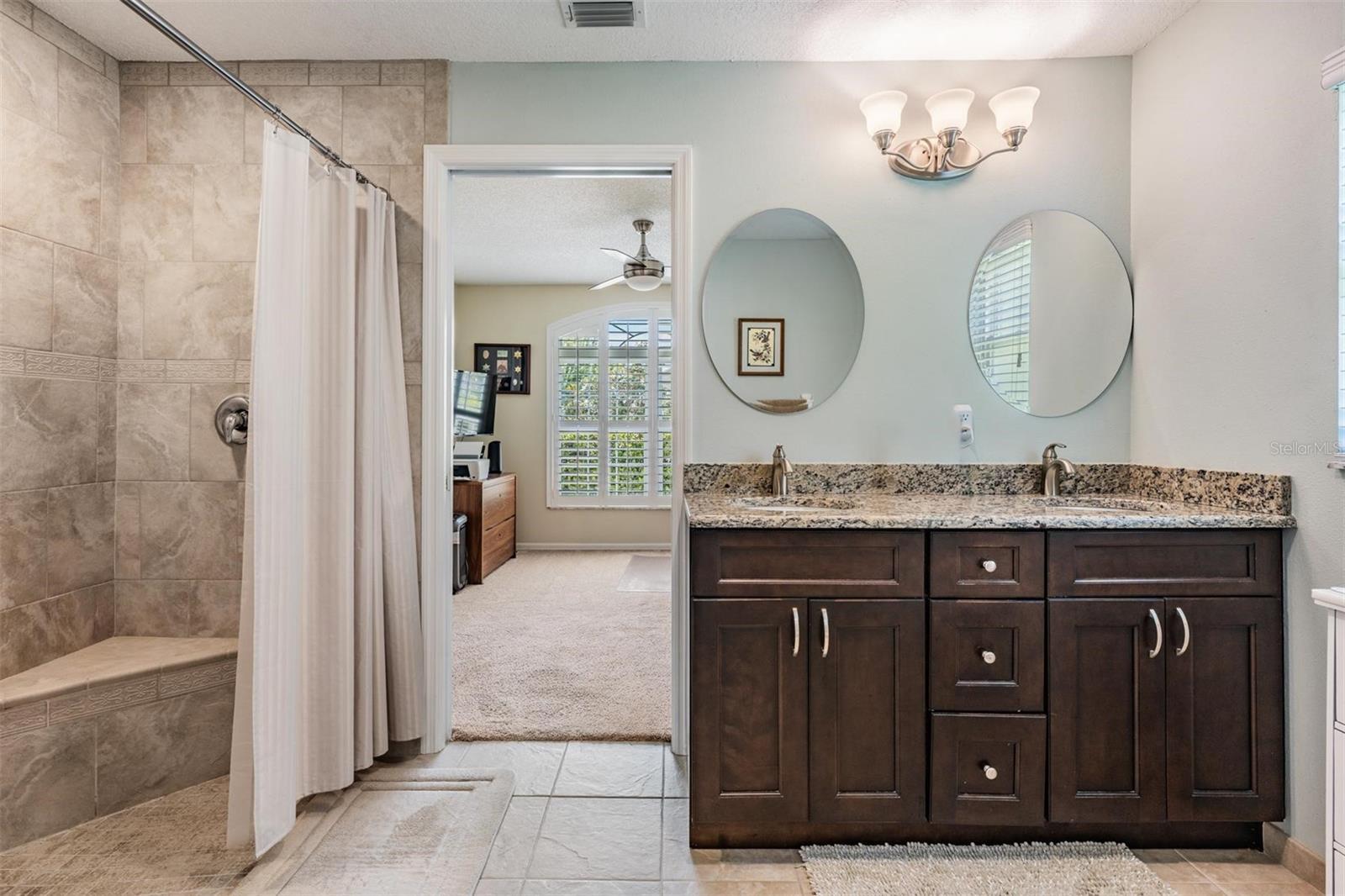 Image 16 of 39 For 1237 Almondwood Drive