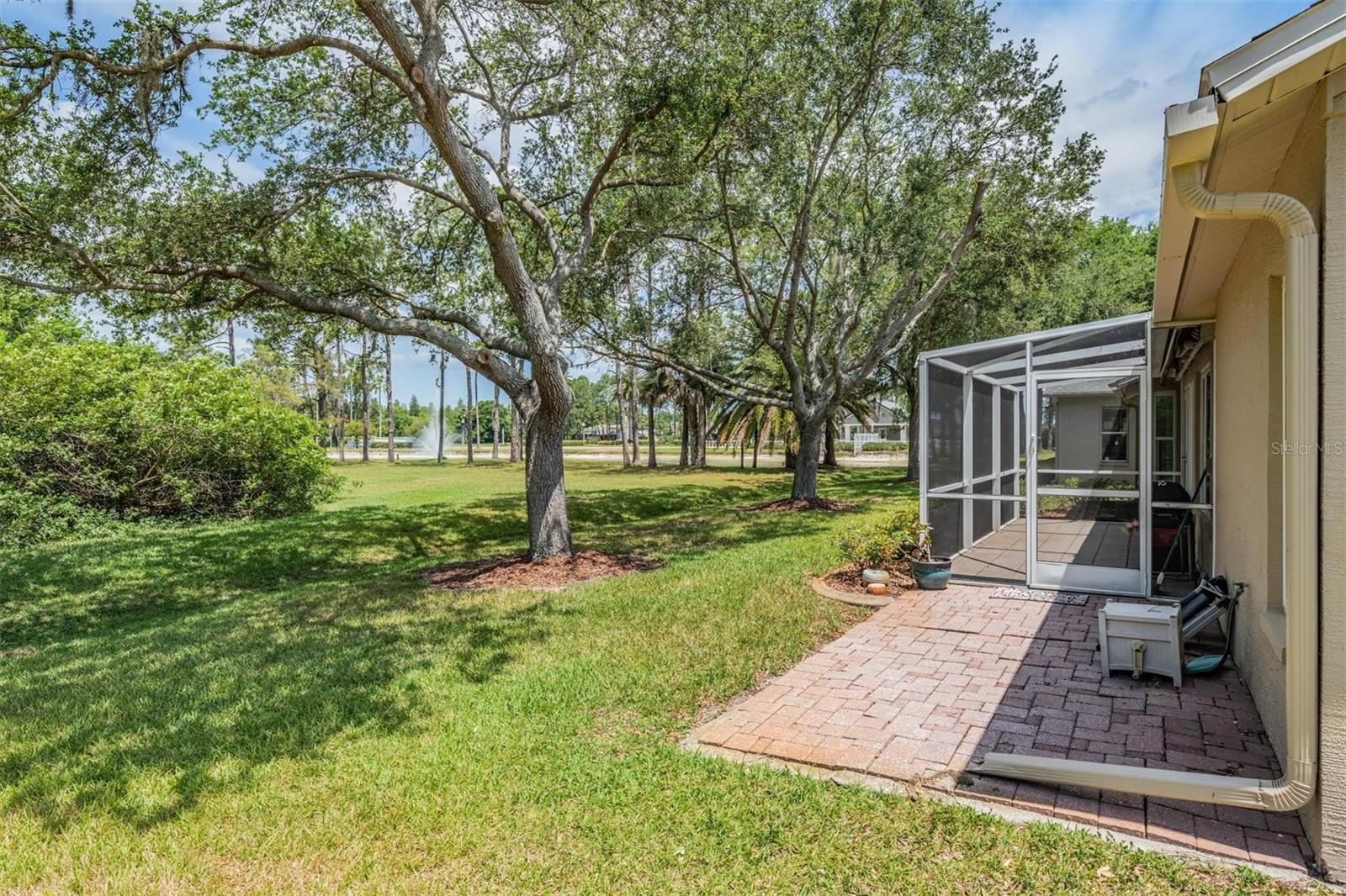Image 22 of 39 For 1237 Almondwood Drive
