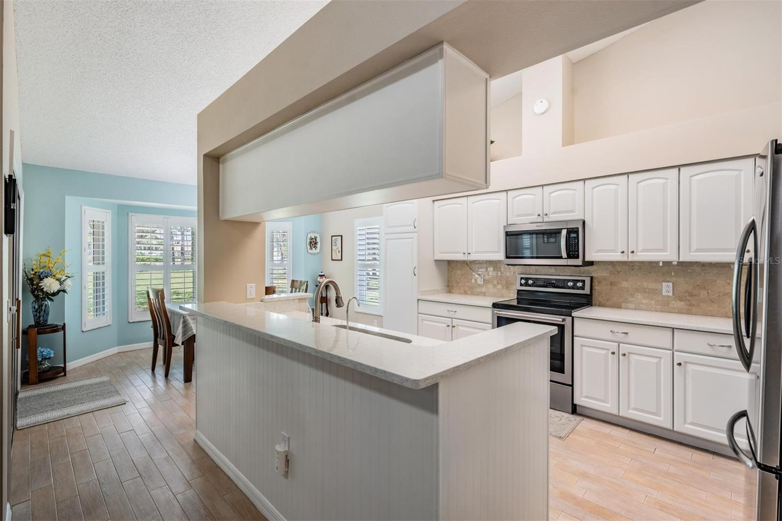 Image 6 of 39 For 1237 Almondwood Drive