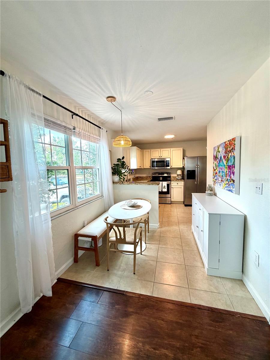 Image 6 of 25 For 2842 15th Avenue N