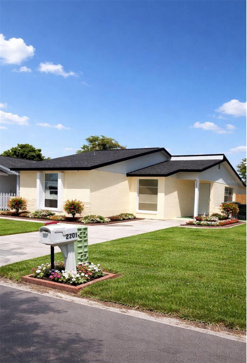 Details for 8203 Olivewood Place, TAMPA, FL 33615