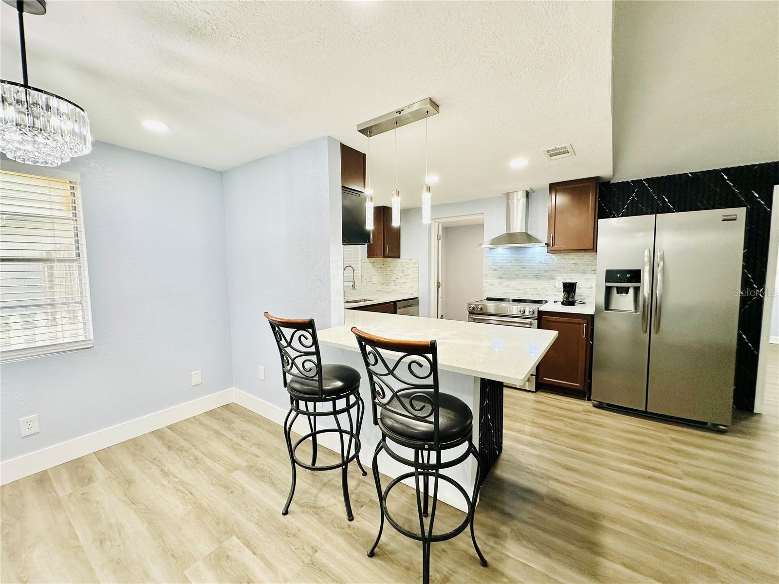 Image 20 of 98 For 8203 Olivewood Place