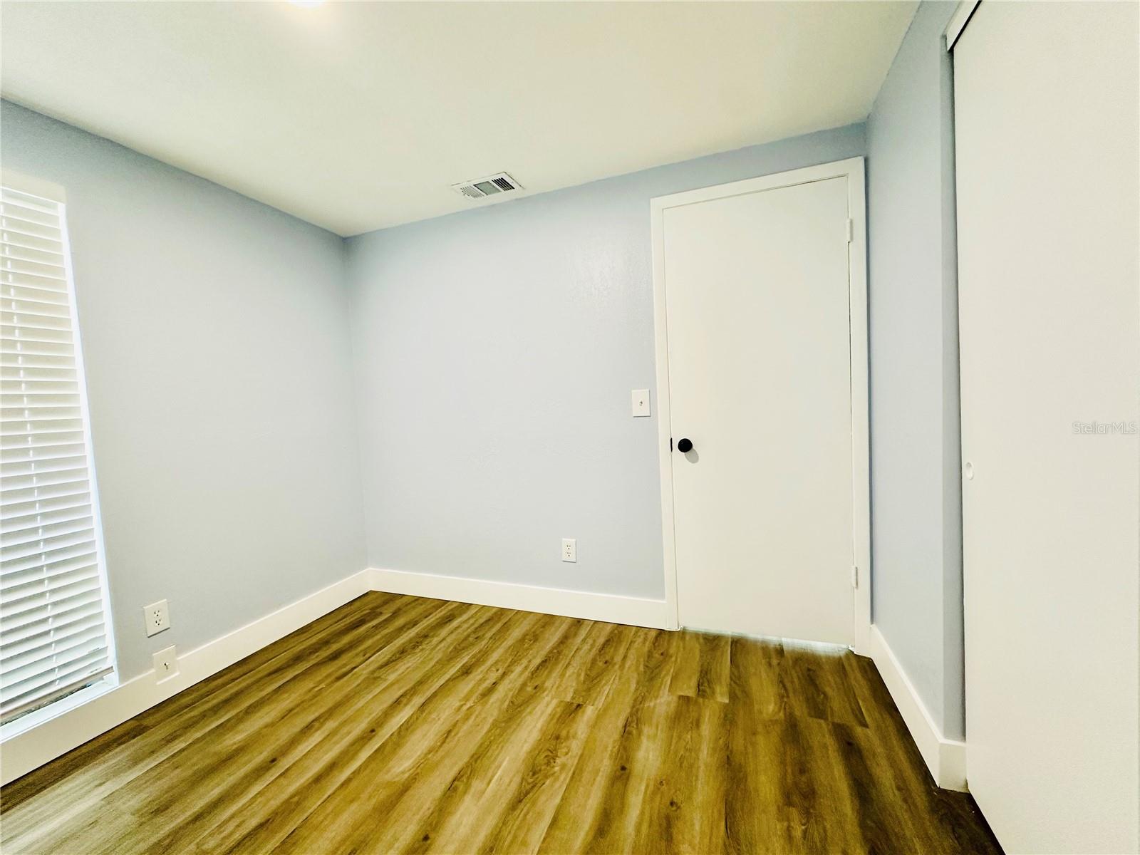 Image 41 of 98 For 8203 Olivewood Place