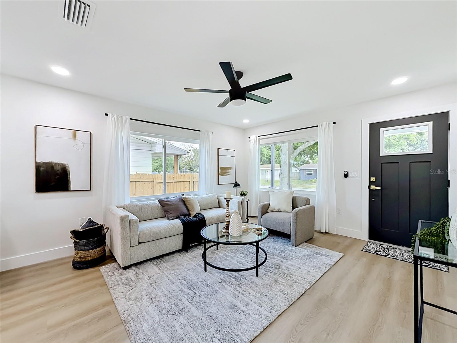 Image 2 of 34 For 5431 Dartmouth Avenue N