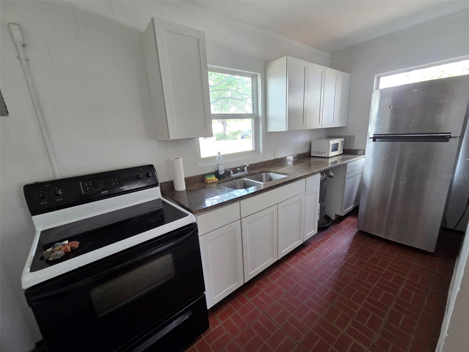 Image 4 of 6 For 5206 7 Th Street