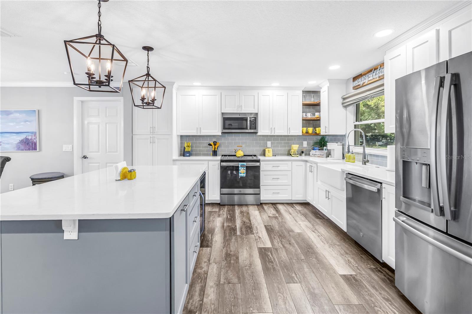 Image 10 of 47 For 12096 Oak Street
