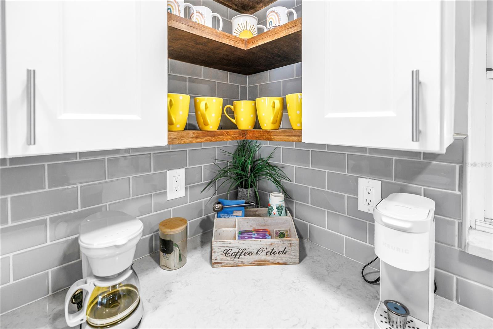 Image 12 of 47 For 12096 Oak Street
