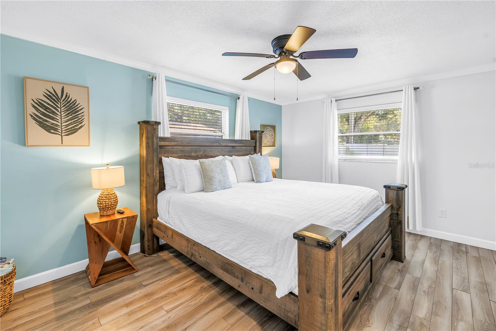 Image 21 of 47 For 12096 Oak Street
