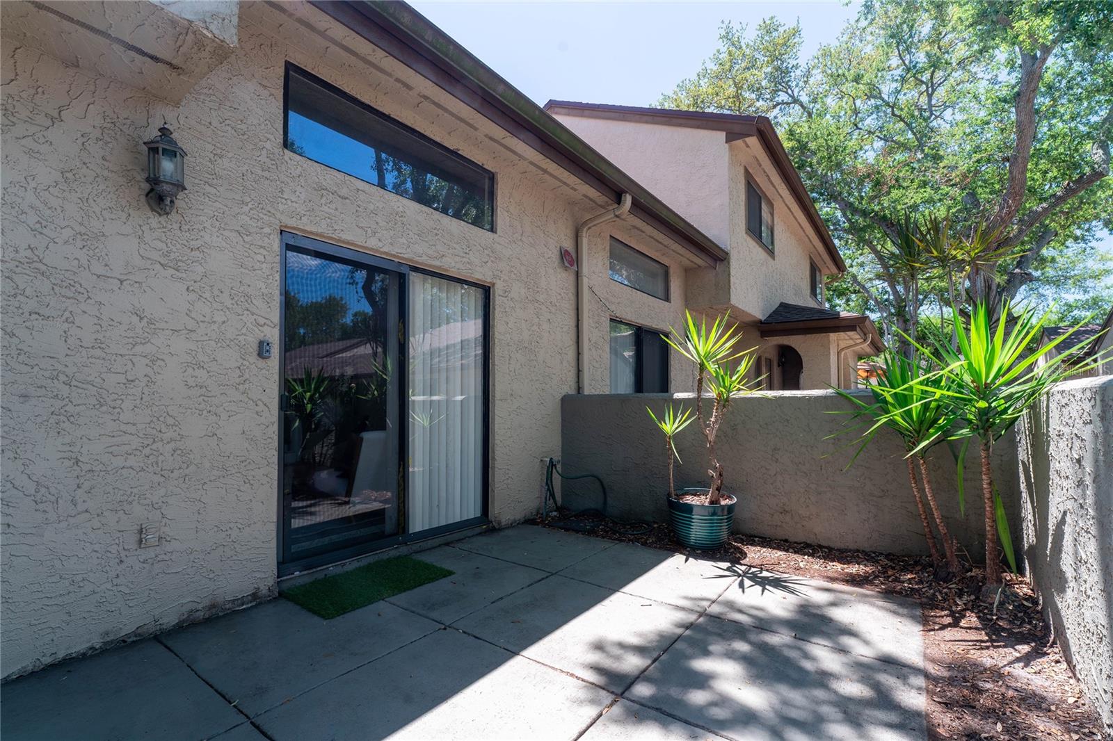 Image 14 of 34 For 6262 142nd Avenue N 1004