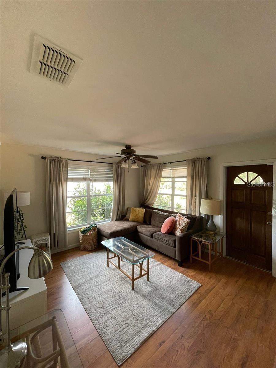 Image 3 of 17 For 11707 North Drive