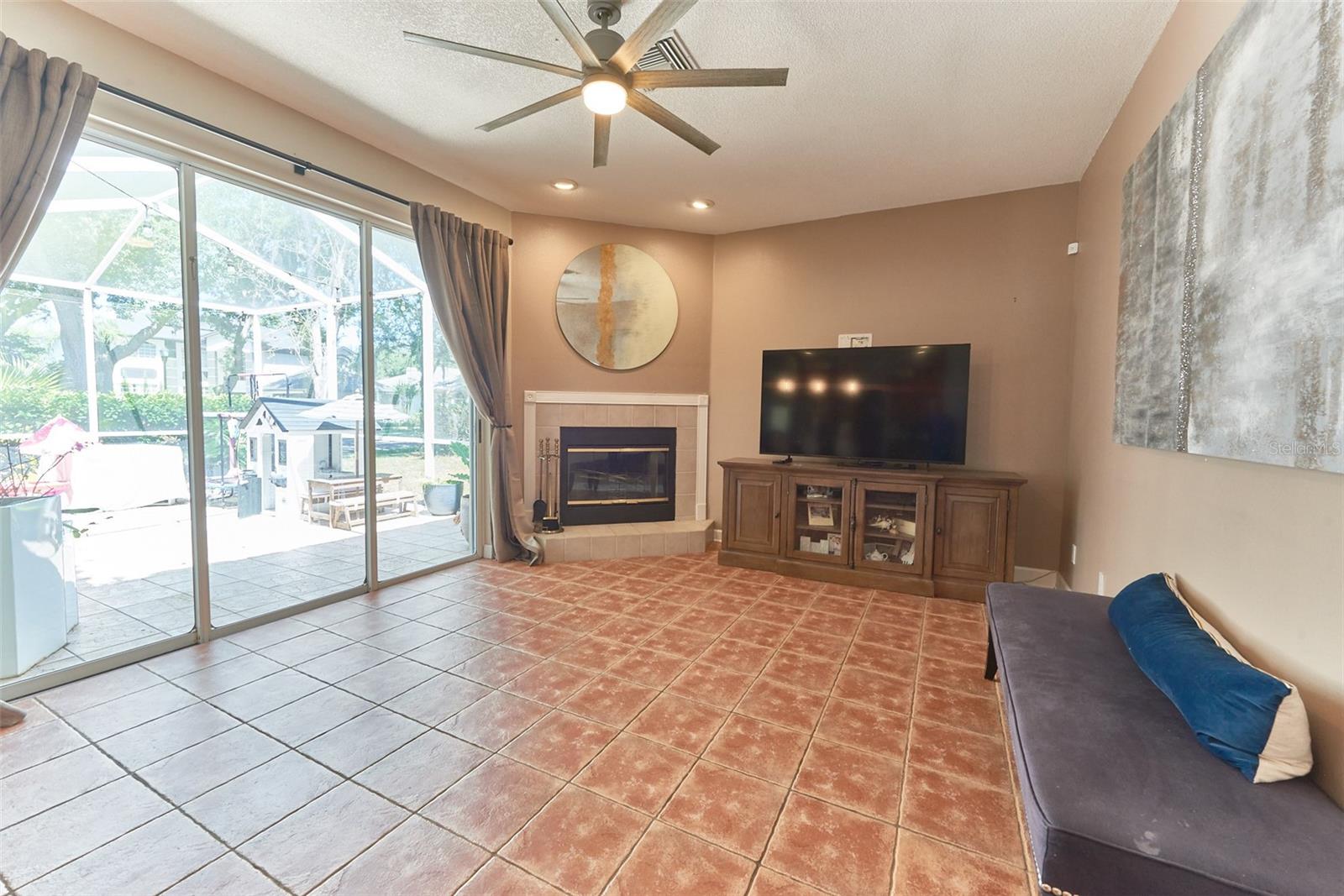 Image 10 of 28 For 9302 Heritage Oak Court