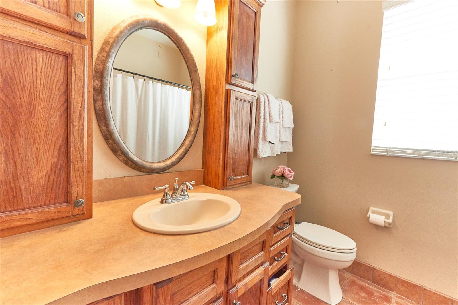 Image 17 of 28 For 9302 Heritage Oak Court