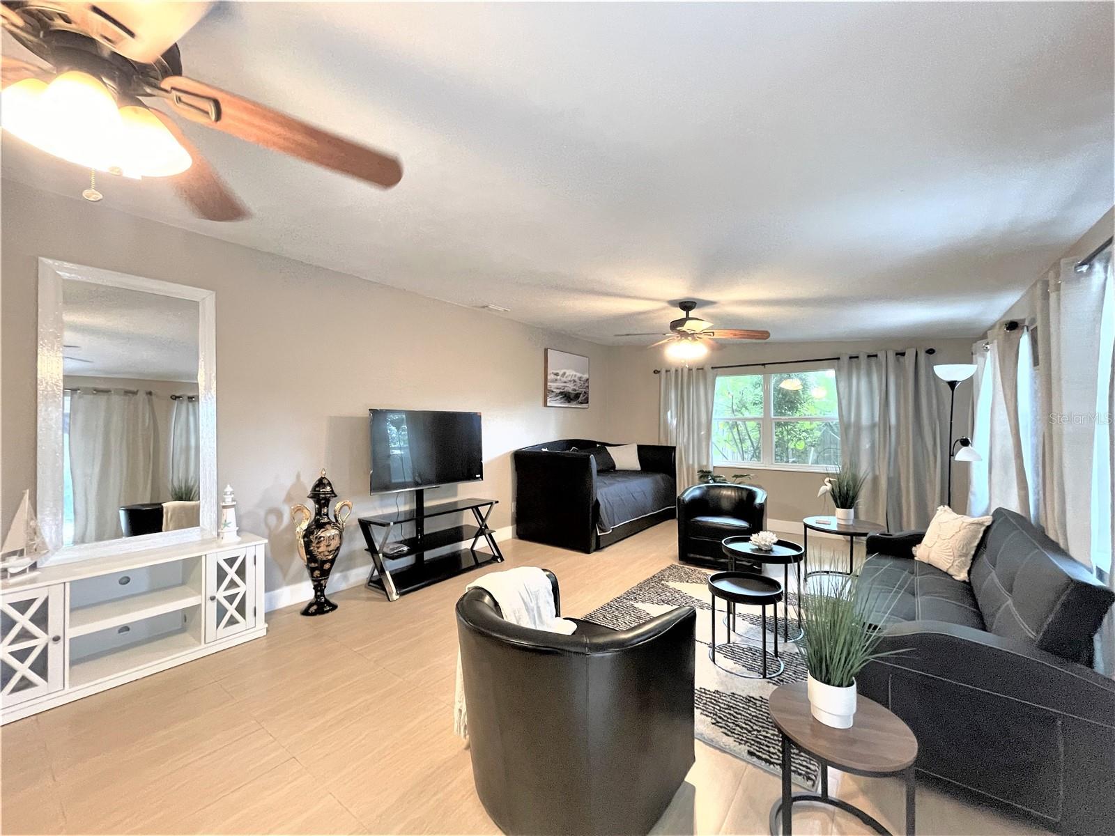 Image 13 of 35 For 5106 104th Street N