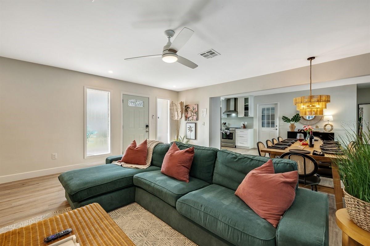 Image 47 of 54 For 1720 Penny Lane