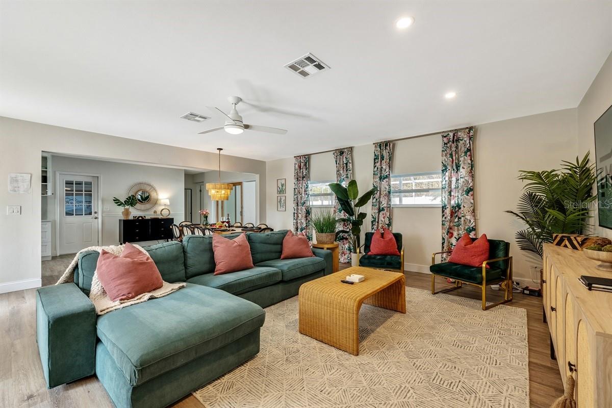 Image 50 of 54 For 1720 Penny Lane