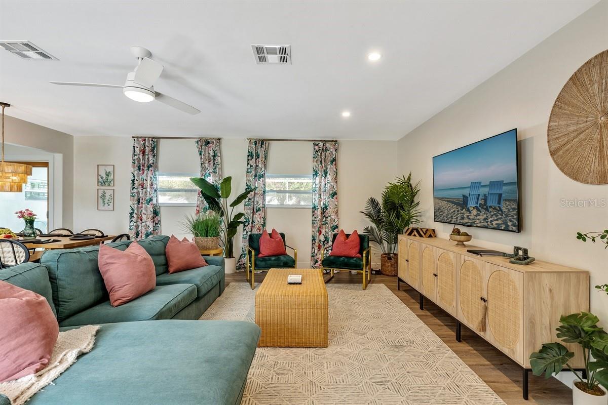 Image 7 of 54 For 1720 Penny Lane