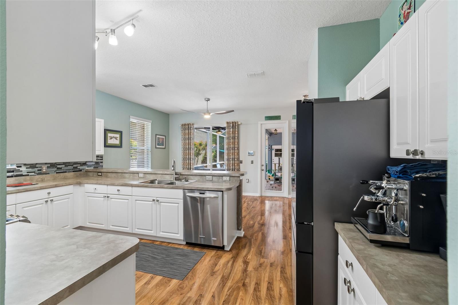 Image 11 of 99 For 3550 Ferrell Street