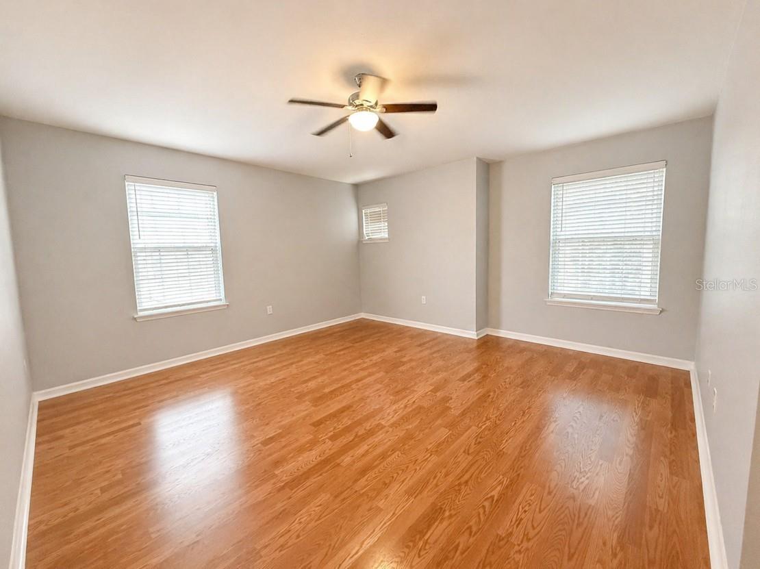 Image 14 of 28 For 7001 Interbay Boulevard 123