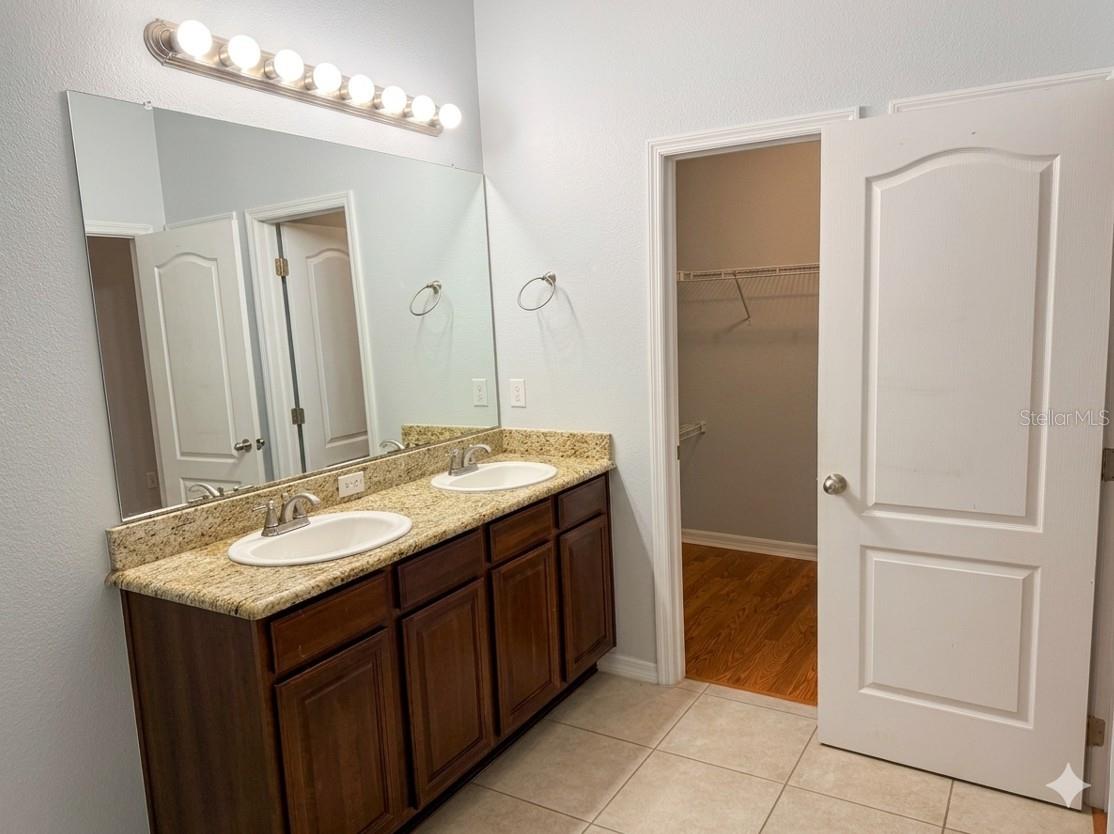 Image 17 of 28 For 7001 Interbay Boulevard 123