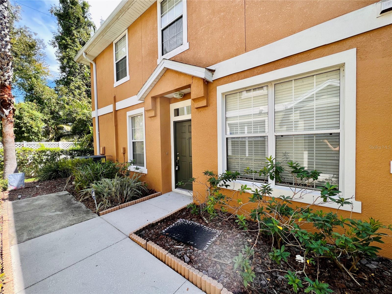 Image 3 of 28 For 7001 Interbay Boulevard 123