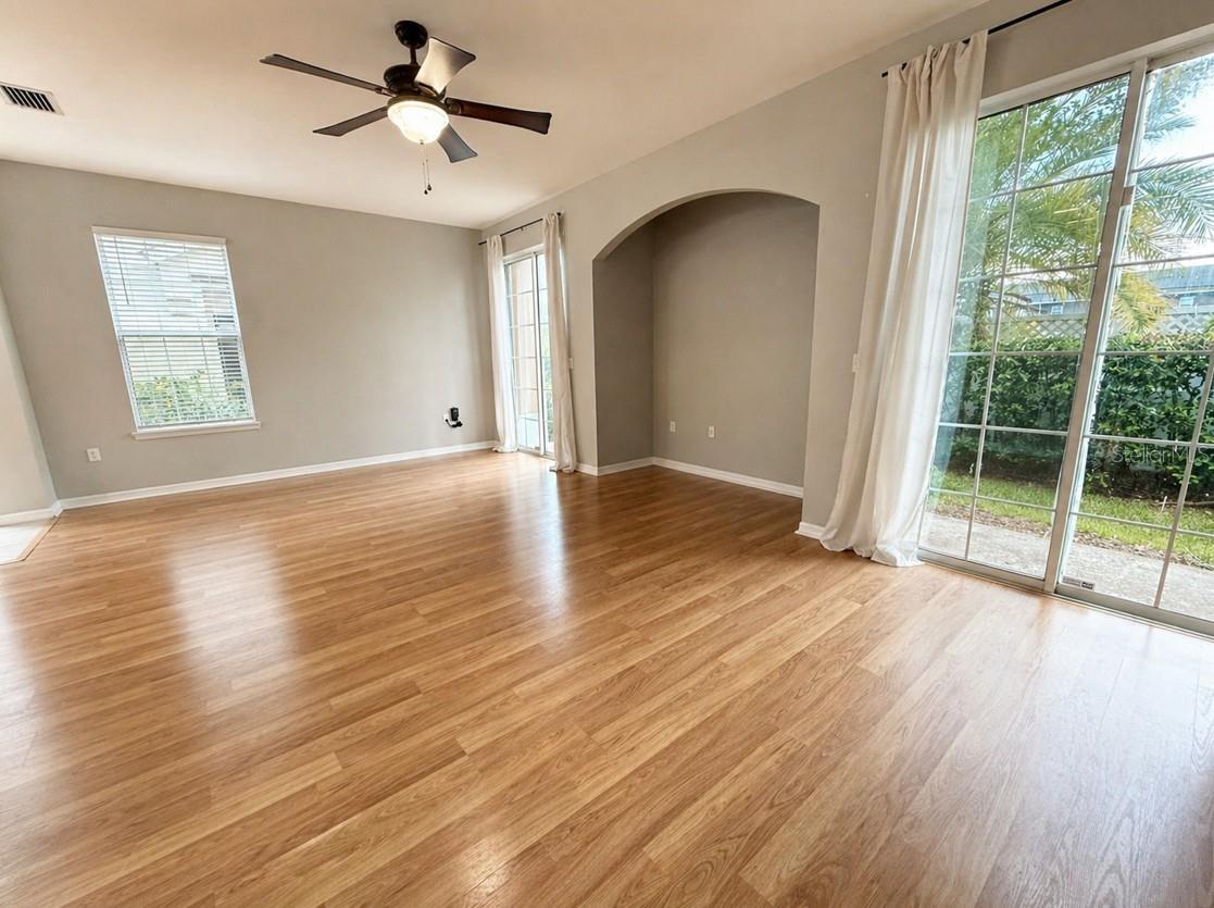 Image 8 of 28 For 7001 Interbay Boulevard 123