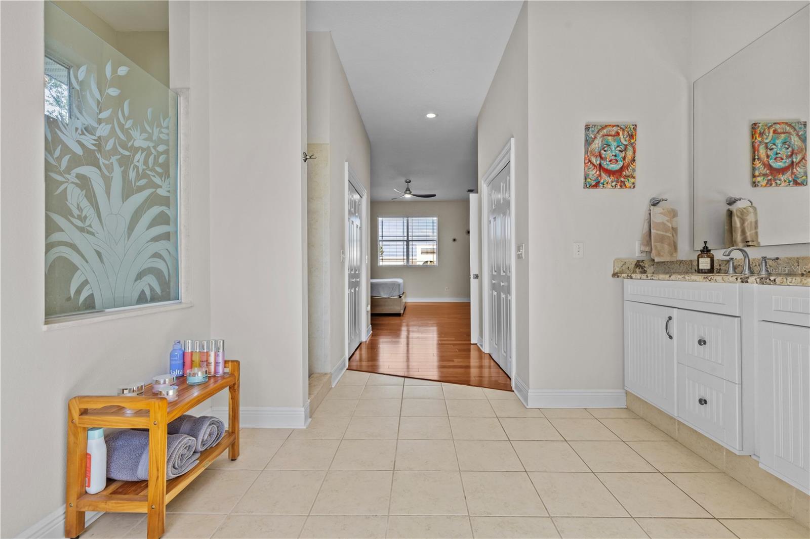 Image 39 of 76 For 897 Point Seaside Drive