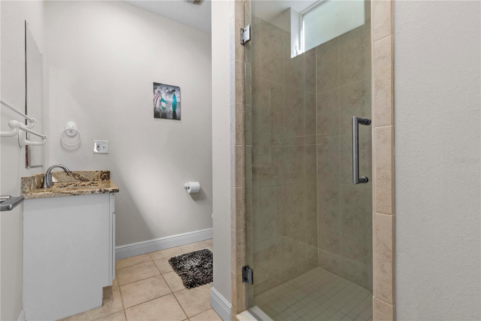 Image 42 of 76 For 897 Point Seaside Drive