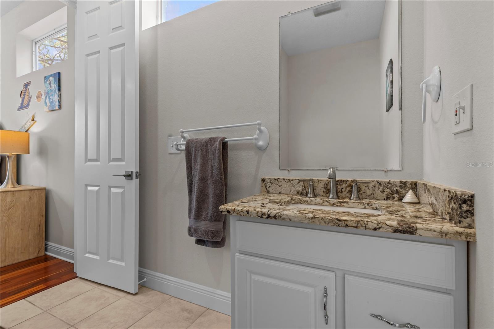 Image 43 of 76 For 897 Point Seaside Drive
