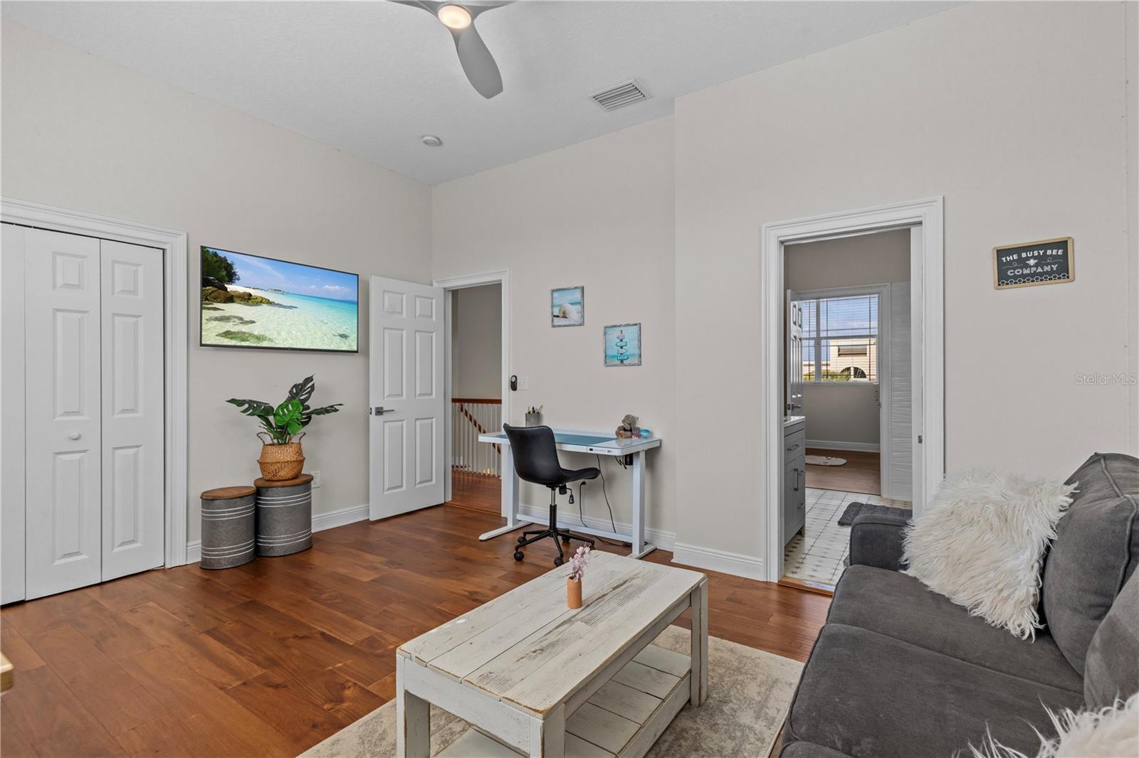 Image 50 of 76 For 897 Point Seaside Drive