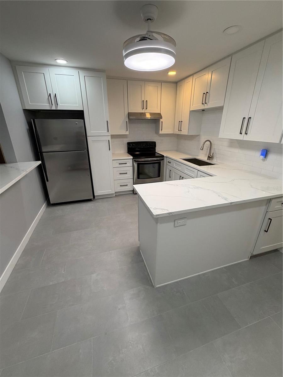 Image 13 of 25 For 104 Orion Avenue