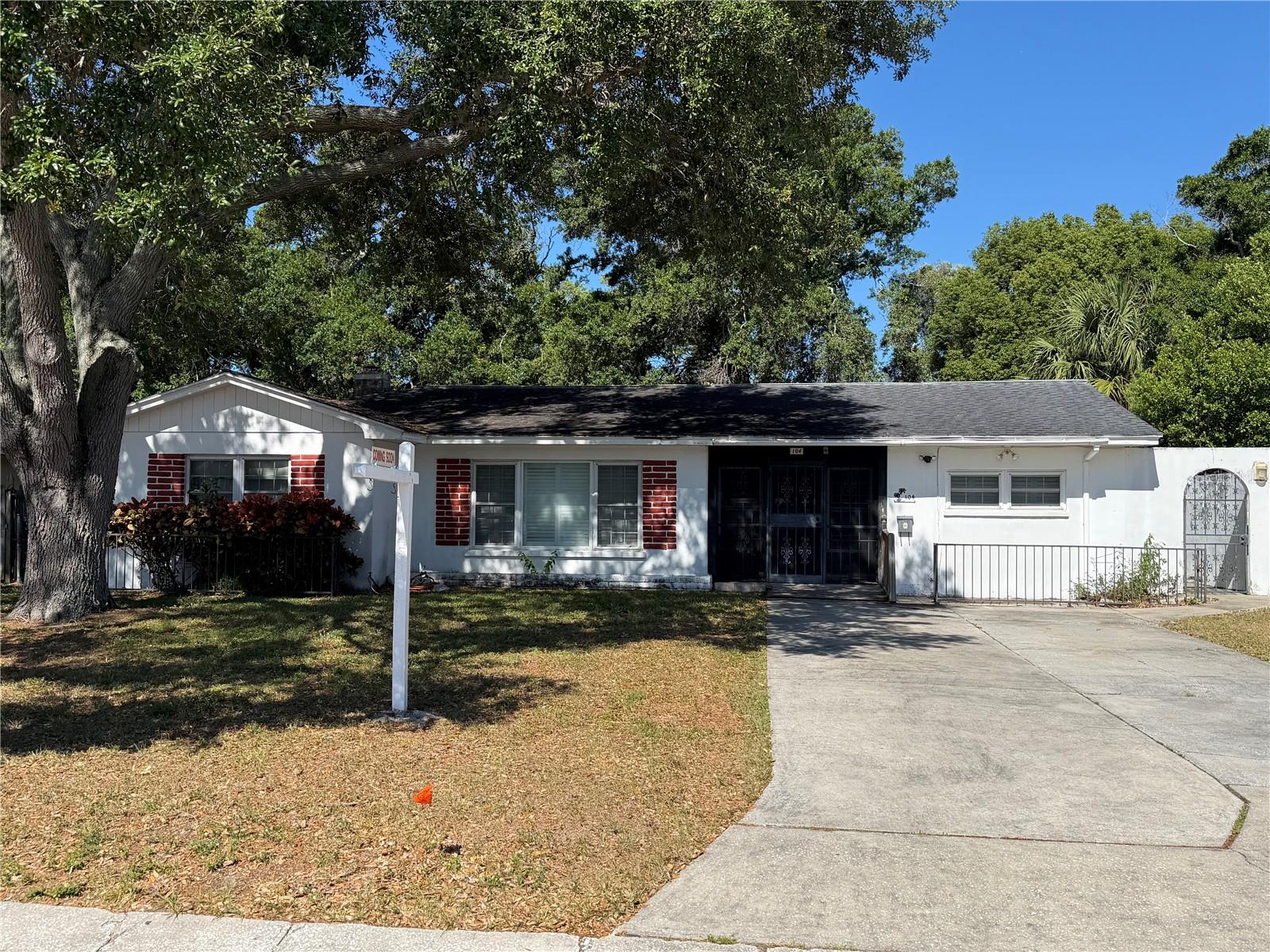 Image 2 of 25 For 104 Orion Avenue