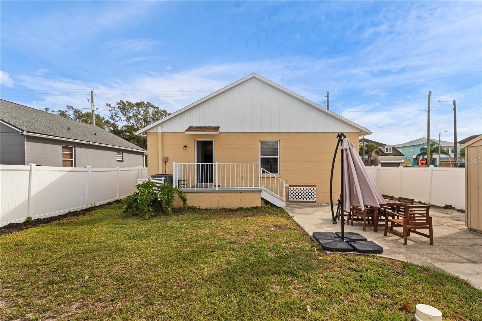 Image 17 of 22 For 7515 West Shore Boulevard